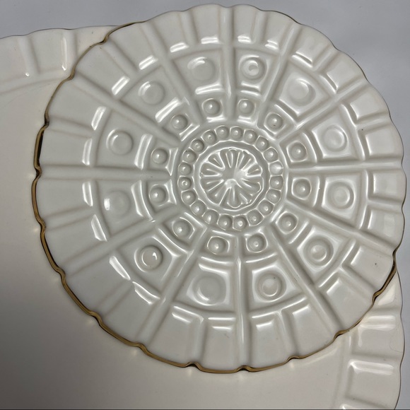Michael Wainwright Capitol Gold Cheese Tray Platter in Porcelain - Picture 6 of 7